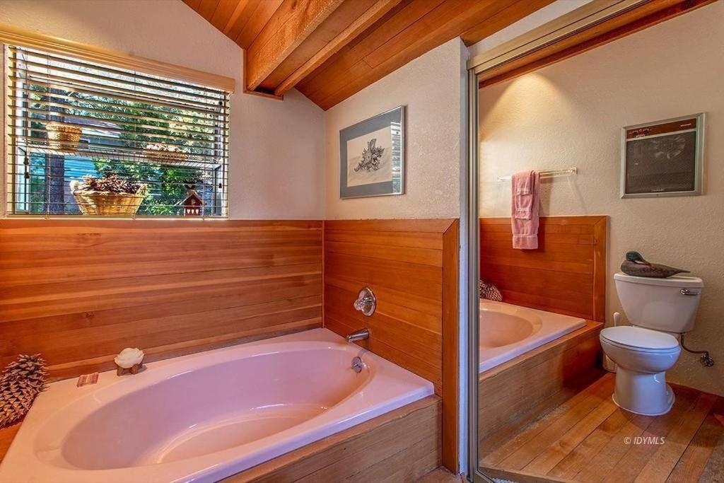 Casa De Los Arboles! Delight & Solitude Abound! Pine Cove Esterno foto
